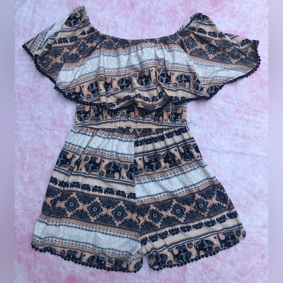 Rue 21 Romper Elephant Print Women’s Size M - Picture 5 of 9